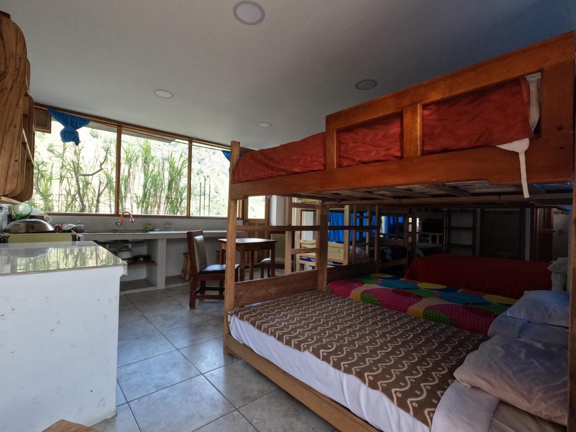 Backpackers-Balcones-River-Lodge Banos  Ngoại thất bức ảnh