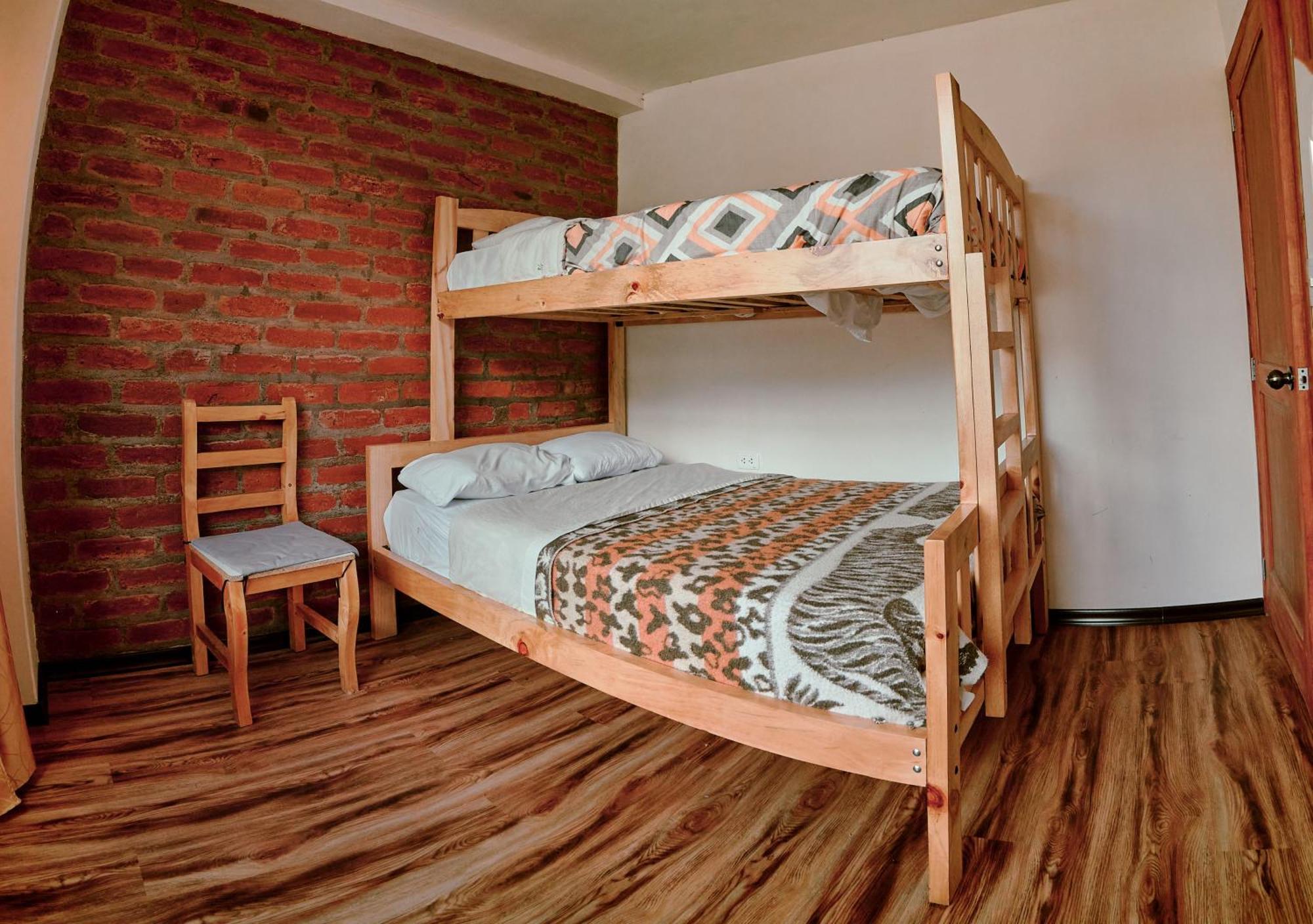 Backpackers-Balcones-River-Lodge Banos  Ngoại thất bức ảnh